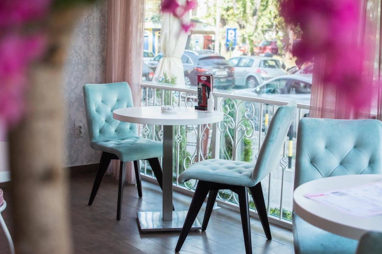 Garni Hotel Lotos Ниш Экстерьер фото