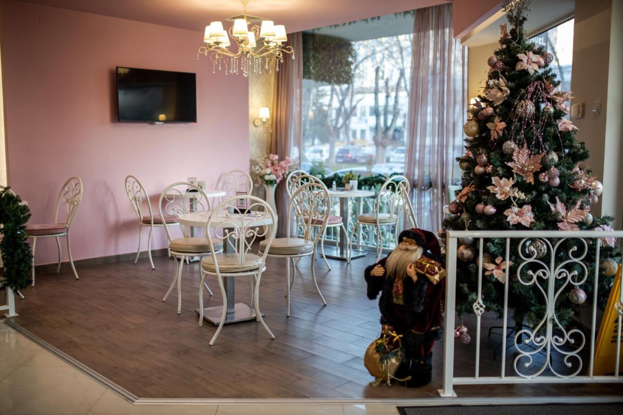 Garni Hotel Lotos Ниш Экстерьер фото