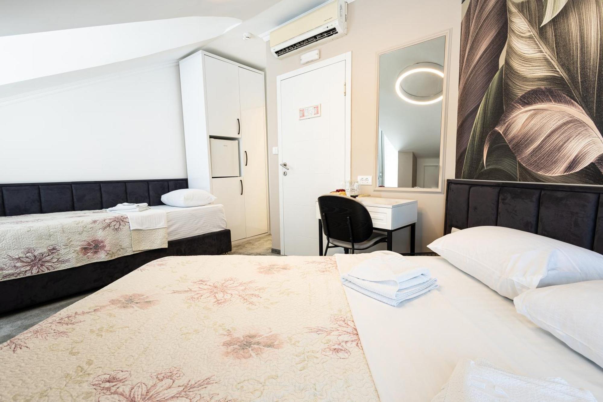 Garni Hotel Lotos Ниш Экстерьер фото