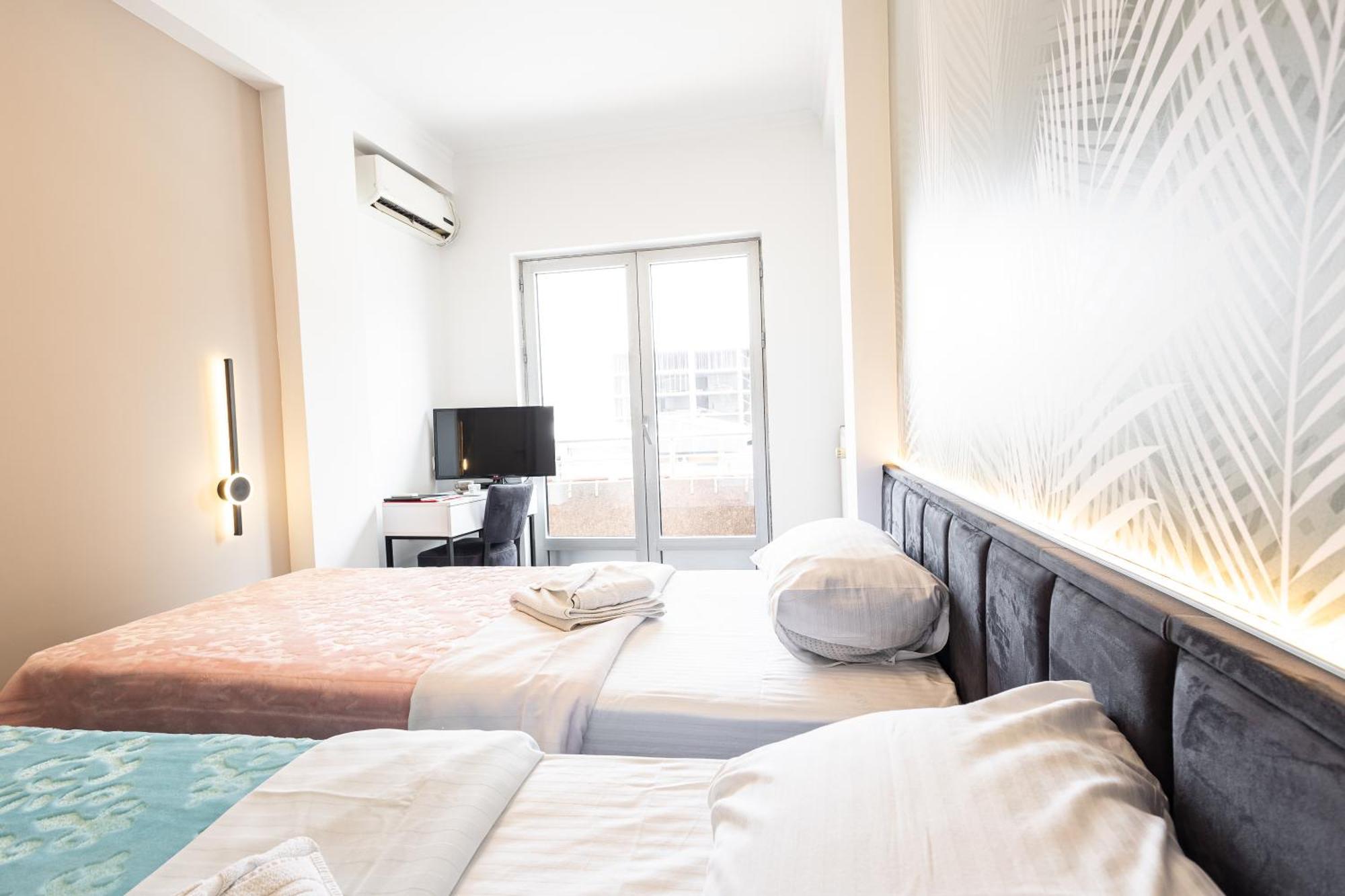 Garni Hotel Lotos Ниш Экстерьер фото