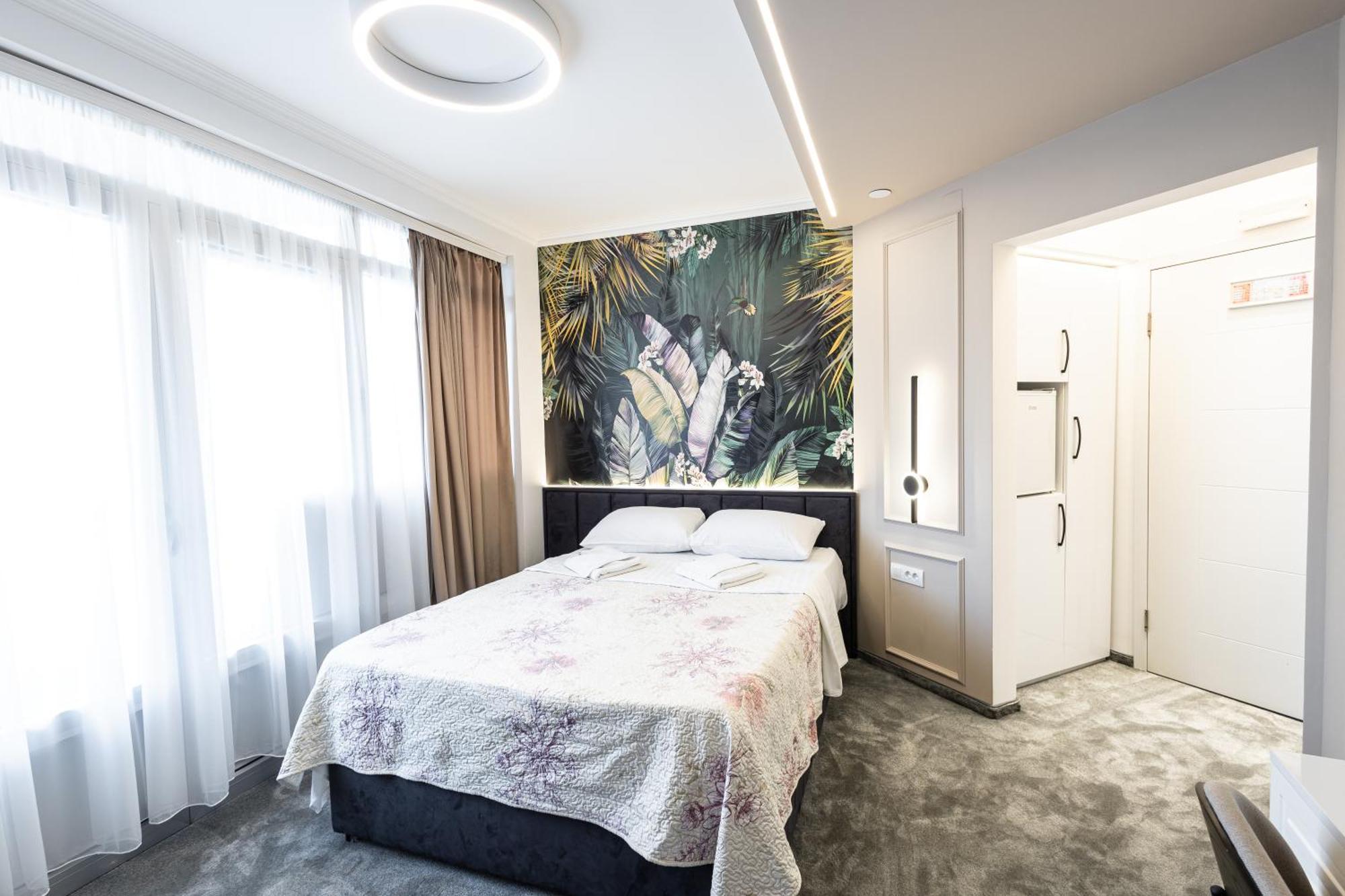 Garni Hotel Lotos Ниш Экстерьер фото