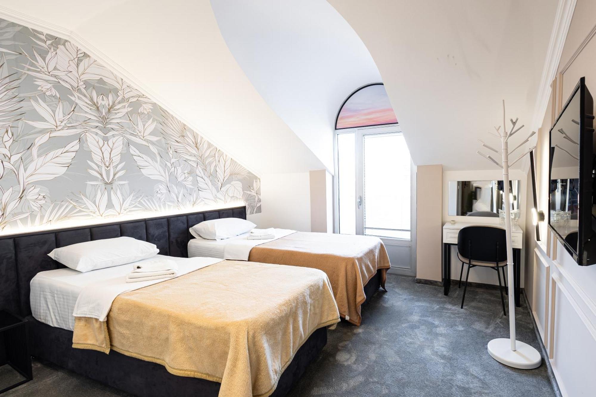 Garni Hotel Lotos Ниш Экстерьер фото