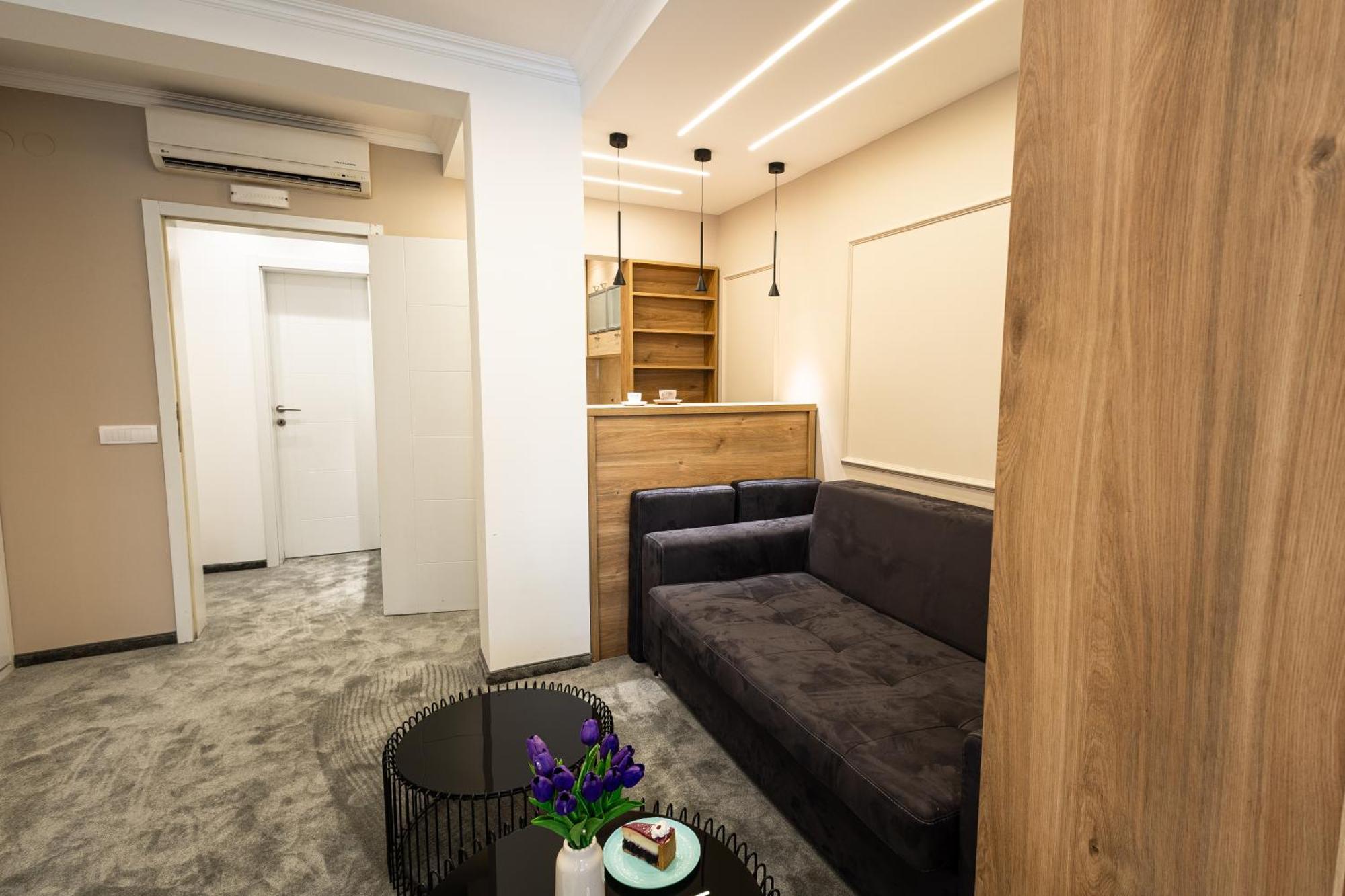 Garni Hotel Lotos Ниш Экстерьер фото