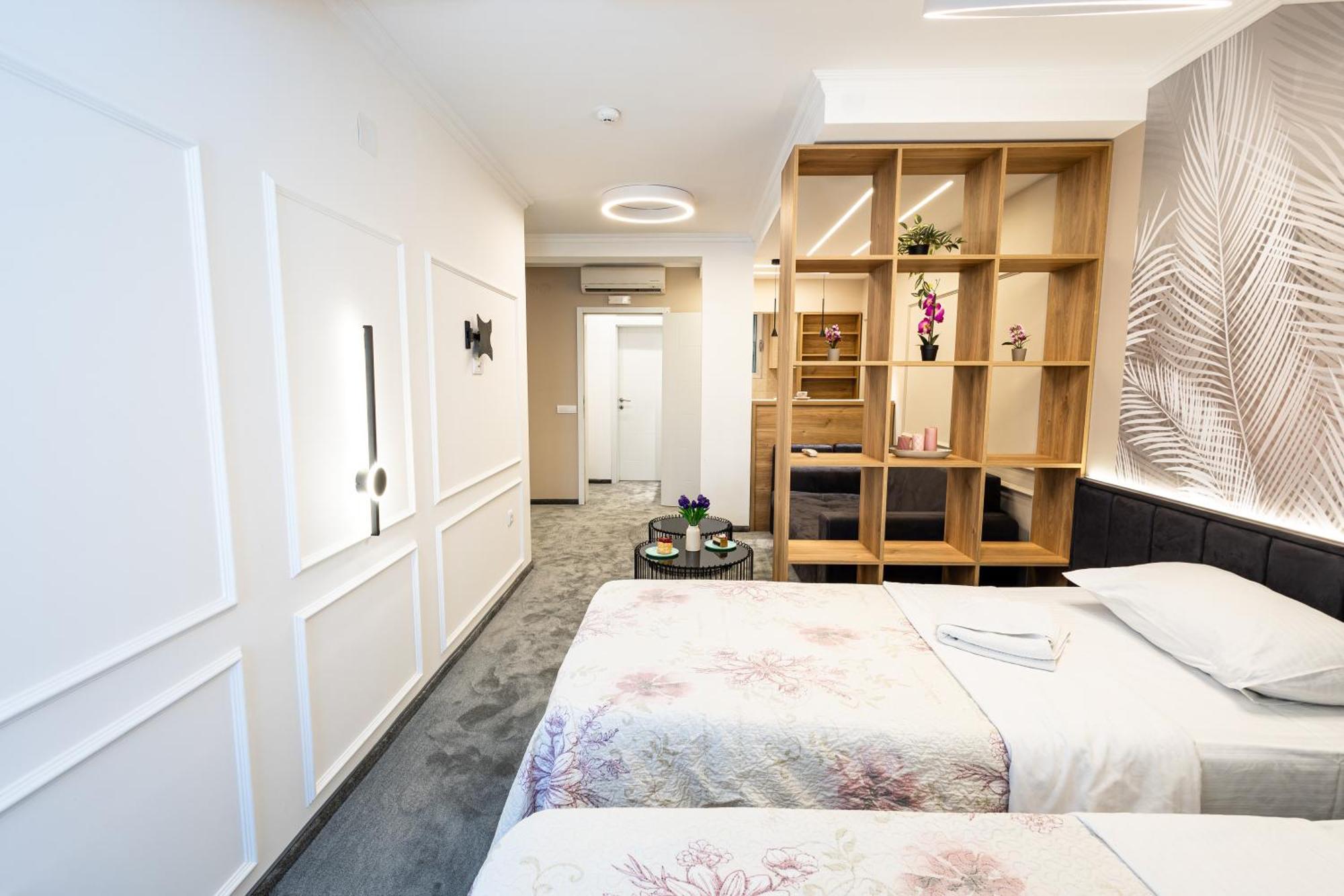Garni Hotel Lotos Ниш Экстерьер фото